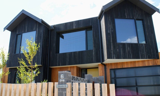 Torquay Apartment | Apartment Studio 6: 2 BR, 1.5 BA Apartment in Torquay, Sleeps 4