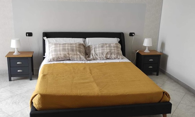 Matera Apartment | Apartment 'Sub Civico 23' with Balcony, Wi-Fi and Air Conditioning