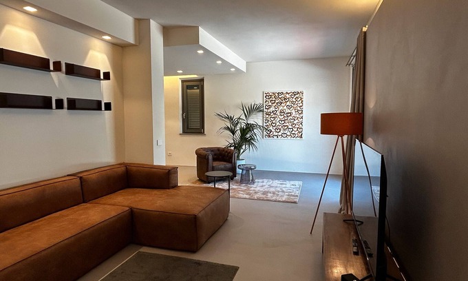San Miniato Apartment | Apartment 'Suite Del Tartufo' with Shared Pool, Wi-Fi and Air Conditioning