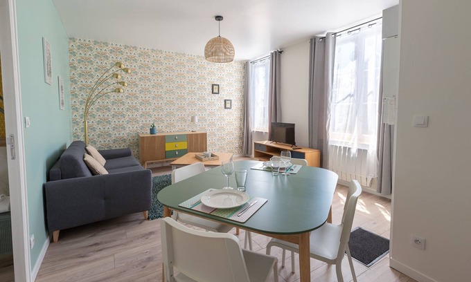 Saint-Quentin Apartment | Apartment-Superior-Ensuite with Shower