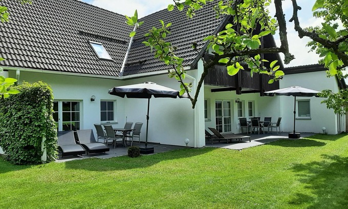 Walkenried Apartment | Apartment-Superior-Private Bathroom-Garden view-Typ D Terrasse
