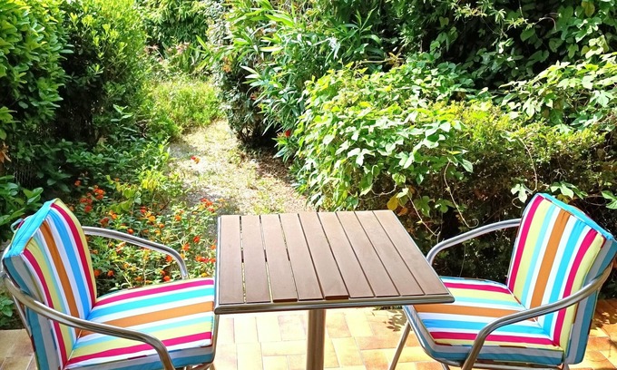 Saint-Cyr-sur-Mer Apartment | Apartment T2 with garden and terraces, 300 m from the sea - Saint-Cyr-sur-Mer