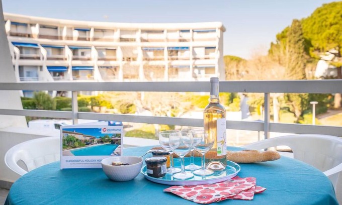 Le Couchant Apartment | Apartment Tahiti by Interhome