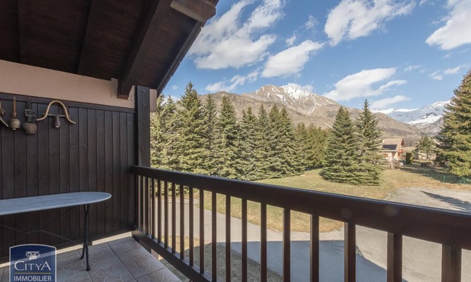 Ancelle Apartment | Apartment 'Tallas Pieds Des Pistes' with Mountain View, Balcony and Wi-Fi