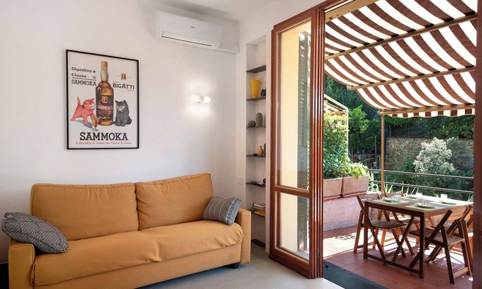 Bonassola Apartment | Apartment 'Terrazza Sivori' with Mountain View, Wi-Fi and Air Conditioning