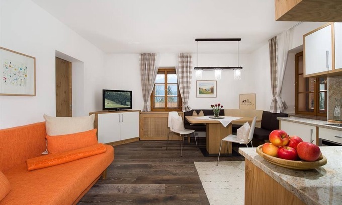 Hoetting Other | Apartment Top 2 "Wild Oak" - Kasperhof Appartments Innsbruck