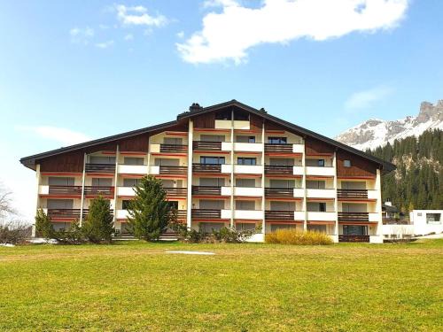 Parpan Apartment | Apartment Triangel B Rezia by Interhome