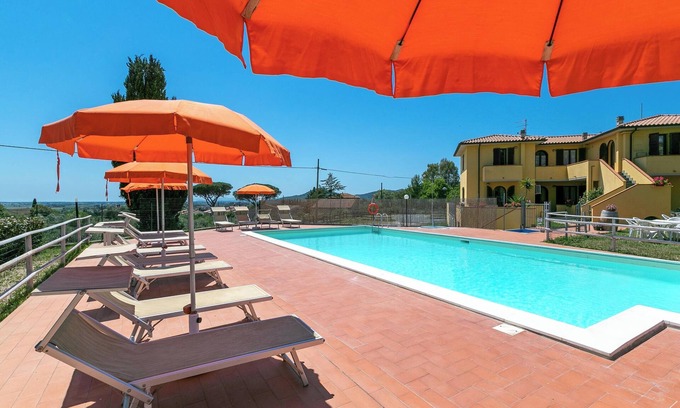 Suvereto Apartment | Apartment 'Trilocale Leccino' with Terrace, Shared Pool & Wi-Fi