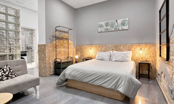 Cami Fondo Apartment | Apartment "Turia" with Wi-Fi & A/C