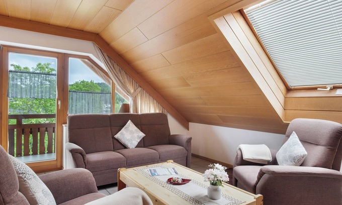 Schluchsee Apartment | Apartment 'Typ C, 90qm' with Mountain View, Balcony and Wi-Fi