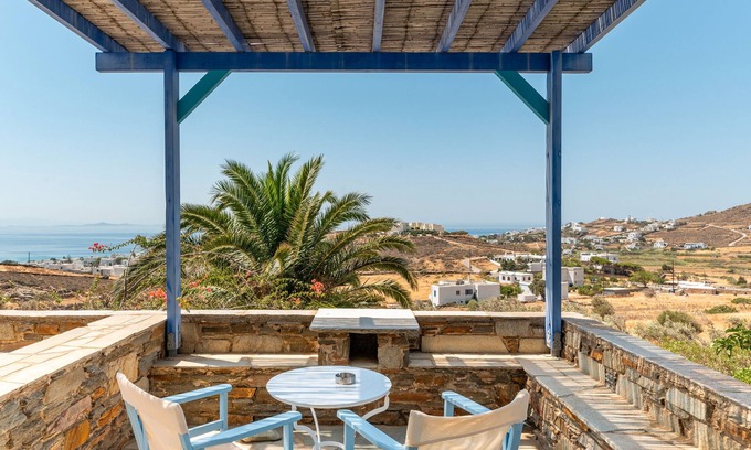 Agios Ioannis Apartment | Apartment 'Unit 2' with Sea View, Wi-Fi and Air Conditioning