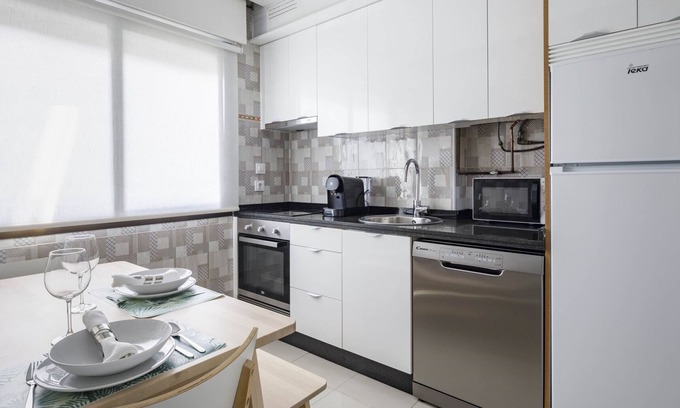 Santiago de Vigo Apartment | Apartment Vigo, 4 bedrooms, 8 persons