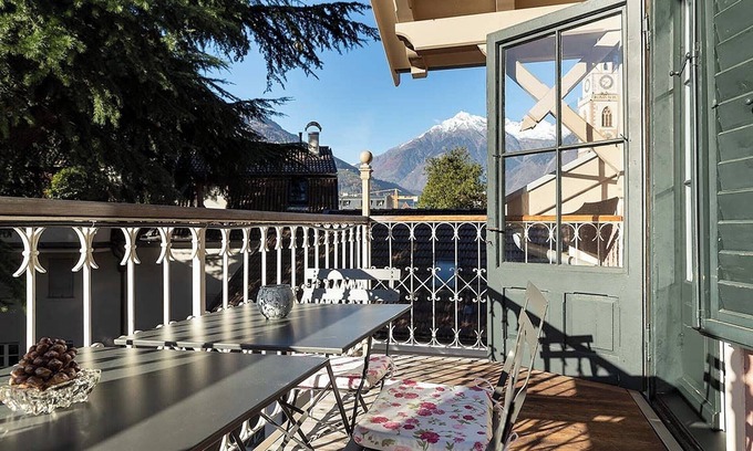 Merano Apartment | Apartment 'Villa Bergmann Turm Suite' with Mountain View, Shared Terrace and Wi-Fi
