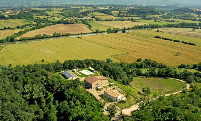 Pergine Valdarno Other | Apartment VIOLA with pool, private garden and big terrace