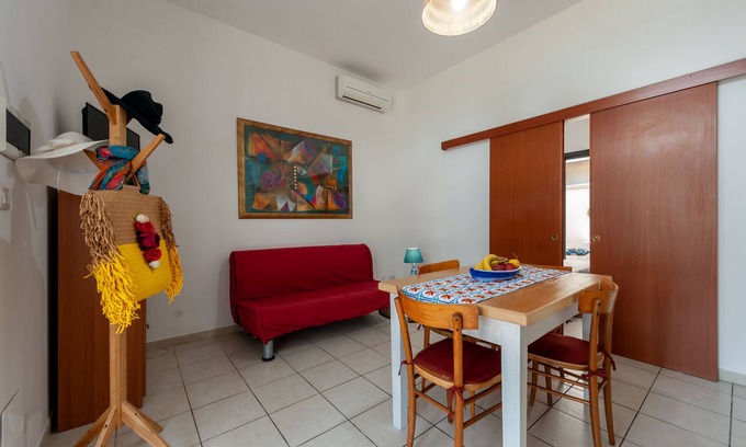 San Cataldo Apartment | Apartment 'Vista Mare' with Sea View, Private Terrace and Air Conditioning