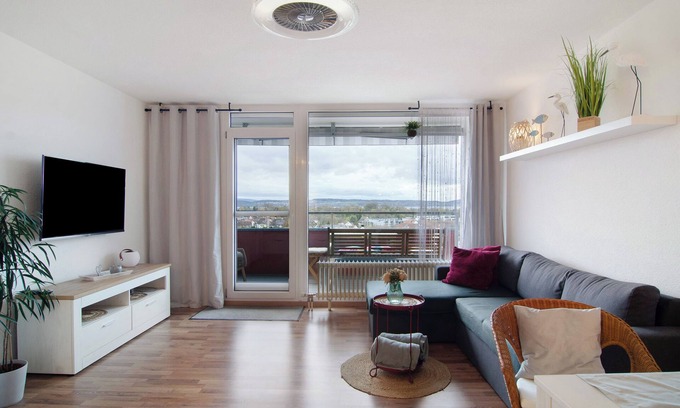 Uhldingen-Muehlhofen Apartment | Apartment 'Weitblick' with Lake View, Balcony and Wi-Fi