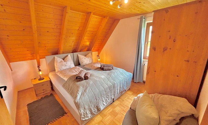 Sankt Maergen Apartment | Apartment 'Weideblick' with Shared Terrace, Shared Garden and Balcony