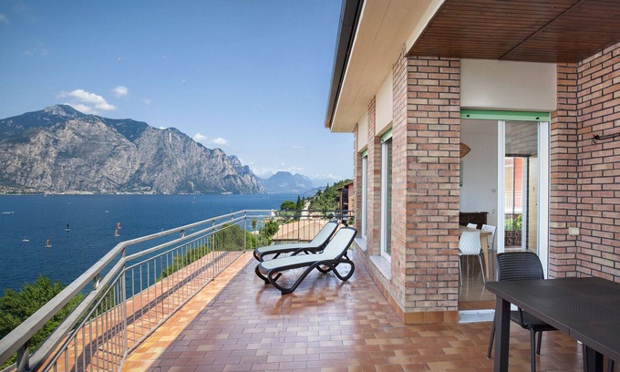 Malcesine Apartment | Apartment Windows On The Lake