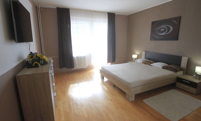 Oradea Condo | Apartment with 2 rooms, family friendly