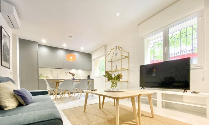 Castellana Apartment | Apartment with 3 bedrooms and 3 bathrooms en suite in the Barrio de Salamanca