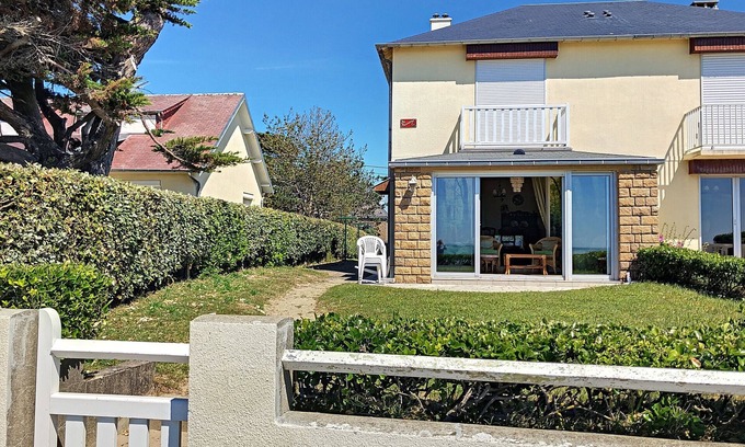 Jullouville Apartment | Apartment with balcony, garden, and beach access