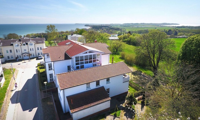 Gohren Apartment | Apartment with terrace, use of swimming pool and sauna - Haus Blick zur See Apartment 13