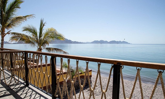 San Carlos Apartment | Apartment with exclusive access to San Carlos Beach
