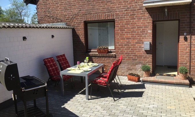 Eckhorst Apartment | Apartment with garden near the old town of Lübeck