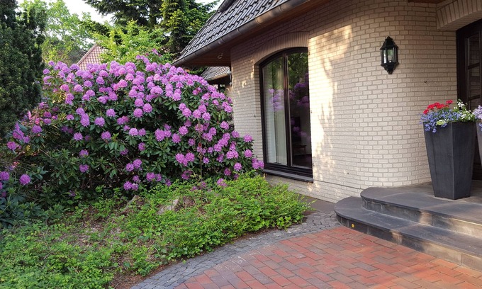 Rastdorf Apartment | Apartment with high quality furnishings and in a central location