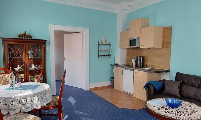 Bad Pyrmont Apartment | Apartment with large south-facing balcony - Parkschlösschen