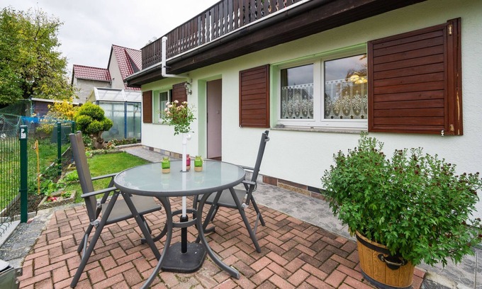 Lichtenhain Apartment | Apartment with private terrace in Lichtenhain