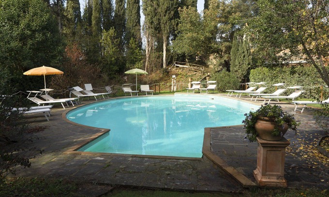 Chiusi Other | Apartment with WIFI, private pool, A/C, TV, veranda, pets allowed, parking, close to Montepulciano