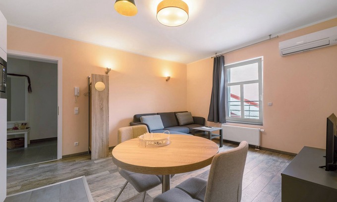 Gau-Odernheim Apartment | Apartment 'Wohnung 3' with Wi-Fi and Air Conditioning