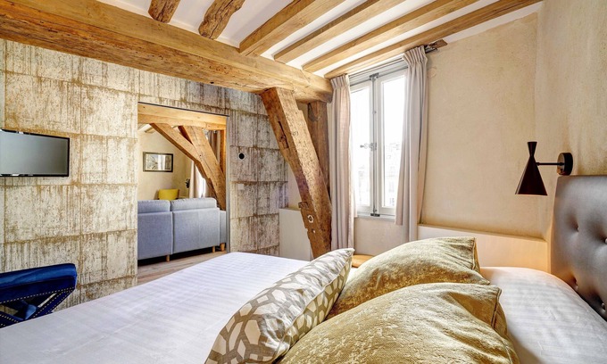 Les Halles Apartment | Apartments du Louvre - St-Honoré