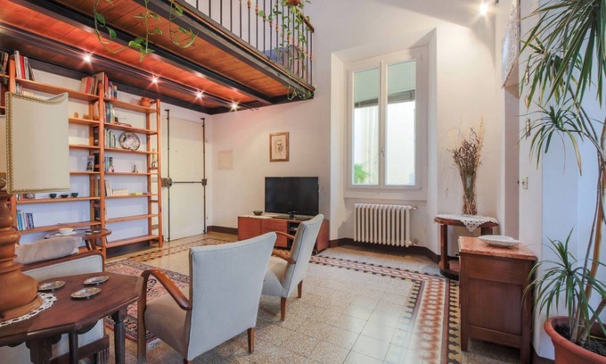 Oltrarno Apartment | Apartments Florence- Sunny Via Romana