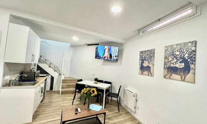 Tetuan Apartment | Apartments Madrid Connection University II