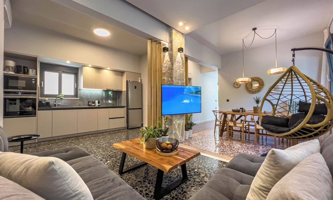 Nea Chora Apartment | Aperon Suite - Downtown Chania