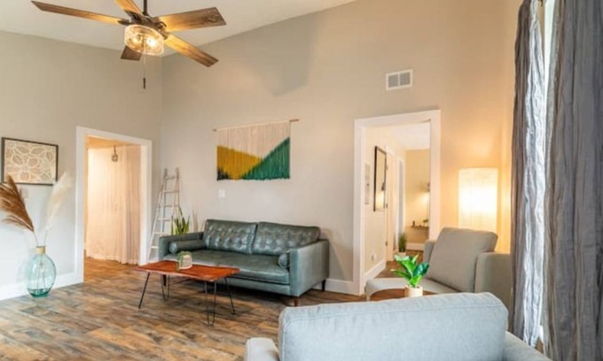 Apex House | Apex Escape in Historic Downtown