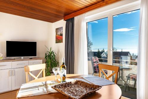 Meersburg Apartment | Apfel