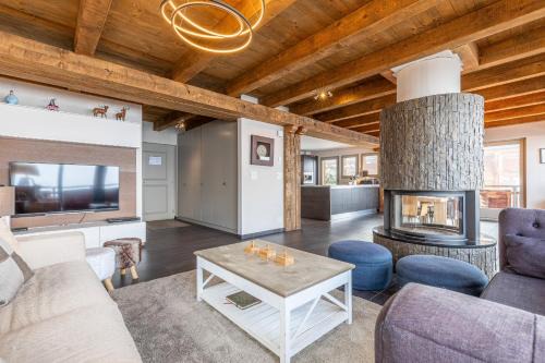 Saint-Pierre-de-Clages Ski Chalet | Appaloosa FABULOUS & LUXE chalet 12 pers