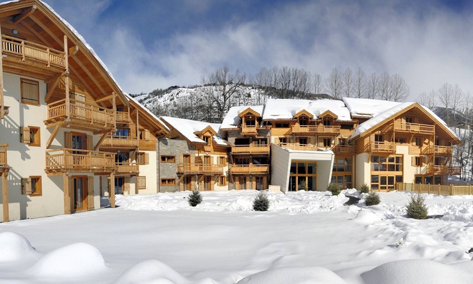 Saint-Chaffrey Condo | Appart Cosy 8p, à 300m des pistes, accès piscine