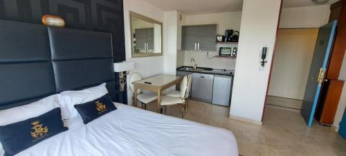 Arcachon Apartment | Appart'hôtel Le Trianon