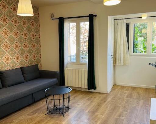 Cachan Apartment | Appart PARIS Sud - calme & lumineux - RER B 2 minutes