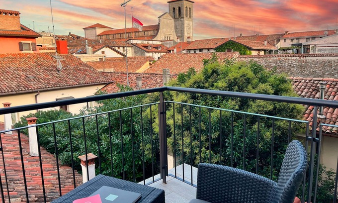 Cividale del Friuli Apartment | Appartamento in un Palazzo Storico con Terrazzo e Vista Panoramica su Cividale