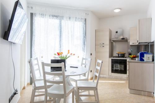 Fogliano Marina Apartment | Appartamenti Desi Riccione