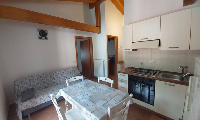 Moneglia Apartment | Appartamenti Enrica /Just 400 m away from the sea , new flat for 4 people