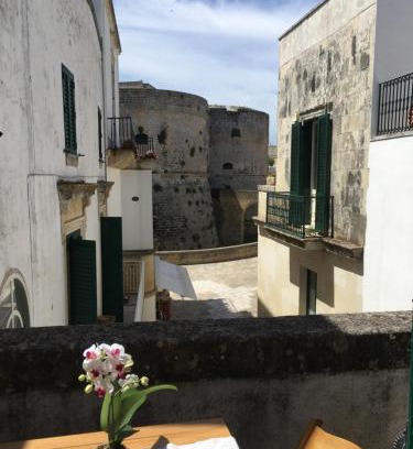 Otranto Historic Centre Apartment | Appartamenti La Gina & La Palmira