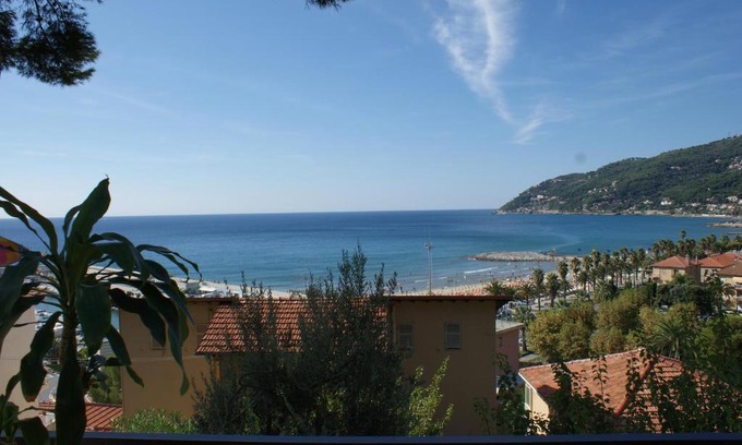 Marina di Andora Apartment | Appartamenti La Pineta