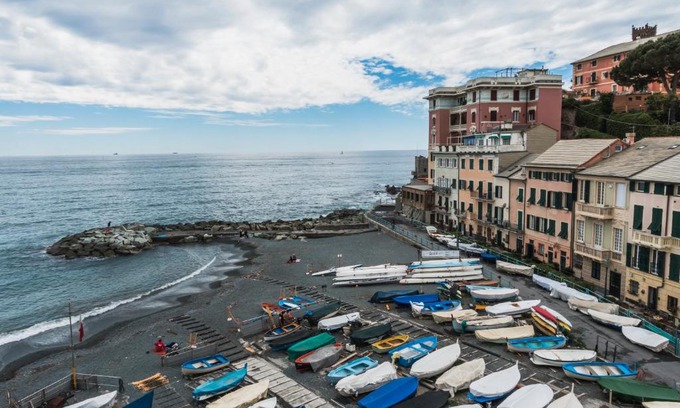 Sturla Apartment | Appartamento a 10 metri dal mare (con posto auto)