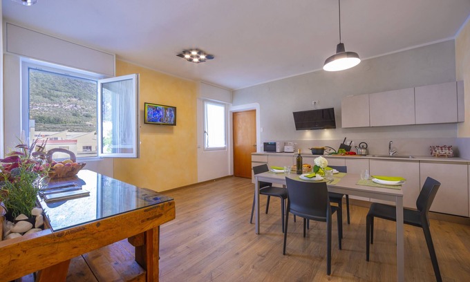 Riva del Garda Apartment | Appartamento Bianca Gemma, Riva del Garda, Italy